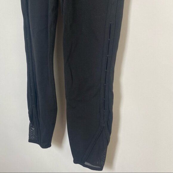 Athleta| High Rise Peekaboo‎ 7/8 Tight in Black, Legging #869241 - Picture 4 of 13